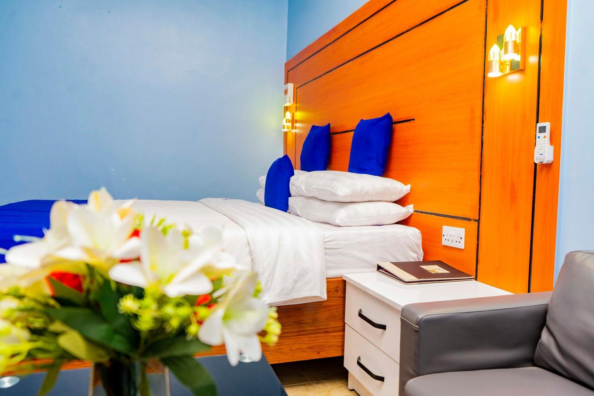 La Stanar Hotel Ντοντόμα Εξωτερικό φωτογραφία