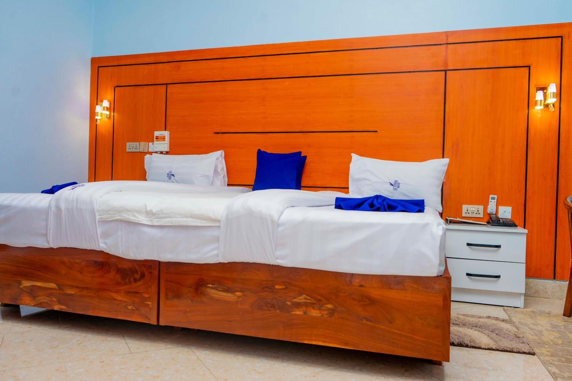 La Stanar Hotel Ντοντόμα Εξωτερικό φωτογραφία